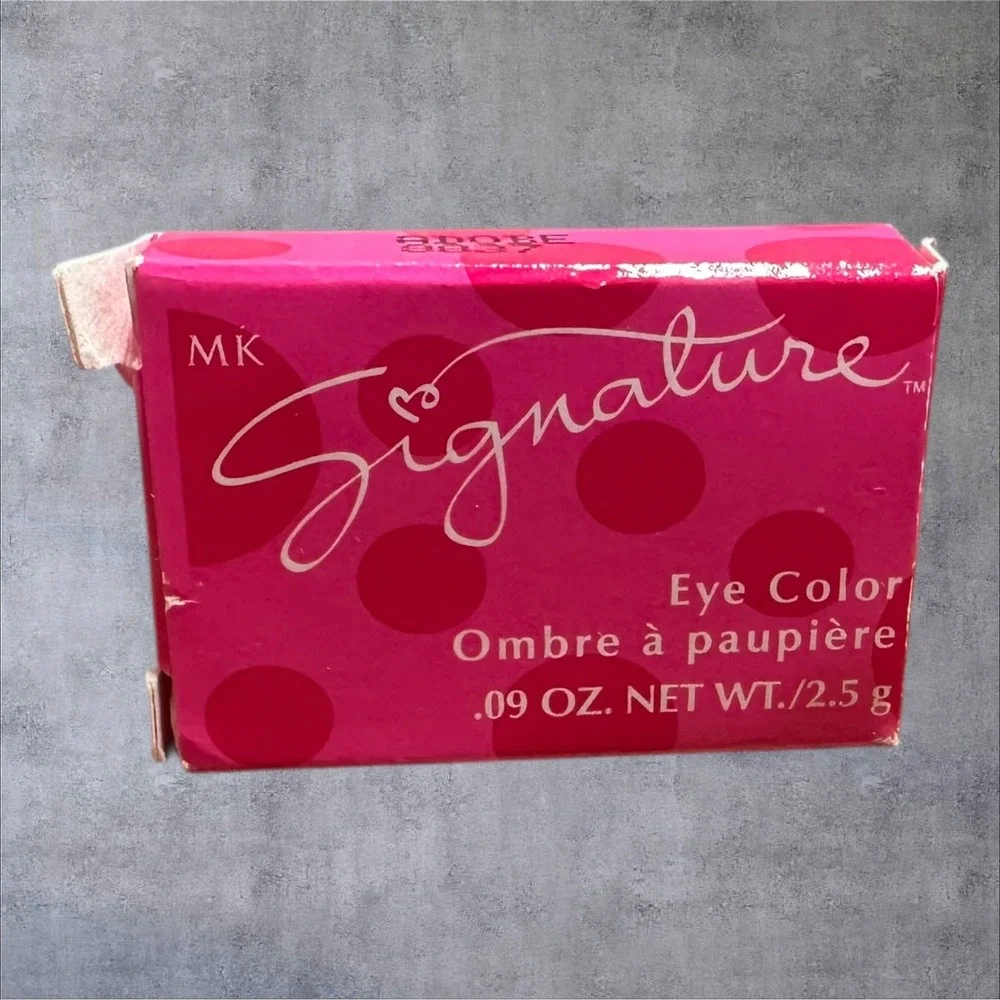 Mary Kay Signature Eye Color Single Eyeshadow Adobe 8837 .09oz‎ New Vintage Box